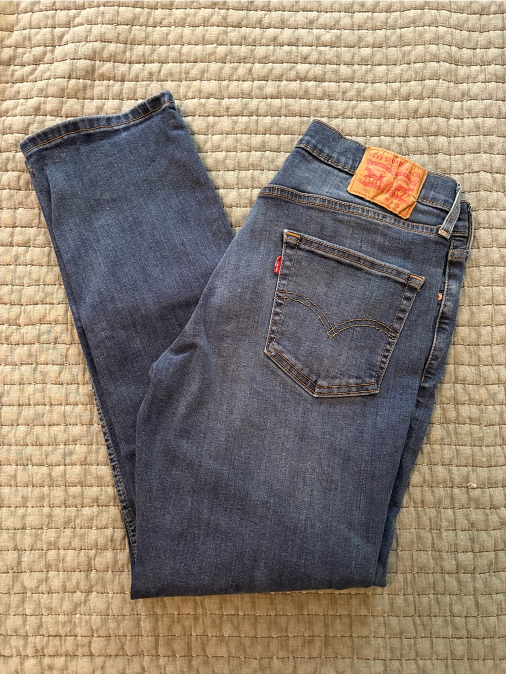 Men's  LEVIS Dark Blue Jeans